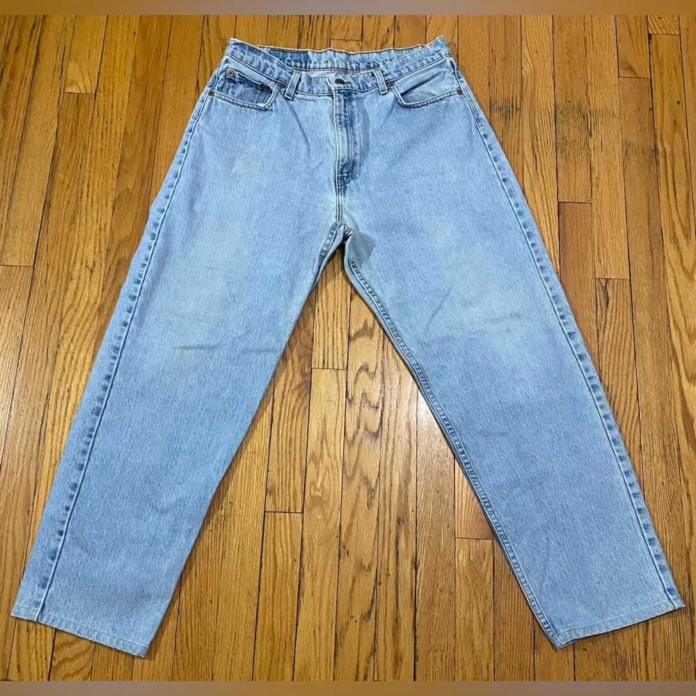 [Vintage] Levi’s 561: Blank, red tab— light wash